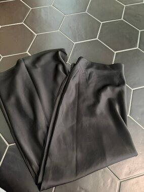 Rachel Zoe Black Midi Skirt